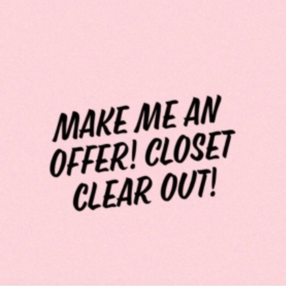 MAKE ME AN OFFER! 🤍